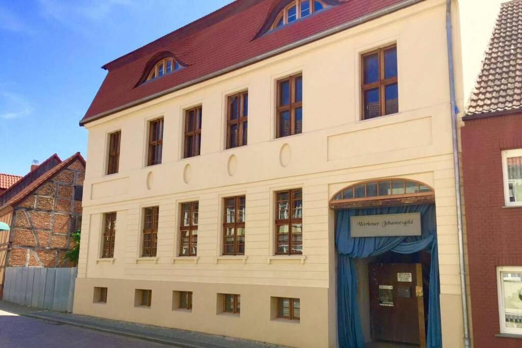 Maisons de vacances Altes Kommandeurhaus in Werben an der Elbe Seehäuser Str. 2, 39615 Werben