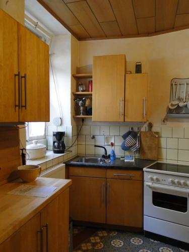 Appartement Altes Spitzhaus an der Goldroul Altmai 19a Altes Fachwerkhaus Senheim