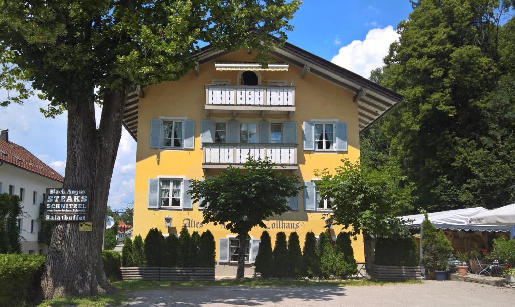 Maison d'hôtes Altes Zollhaus Benediktbeurer Strasse 7, 83646 Bad Tölz