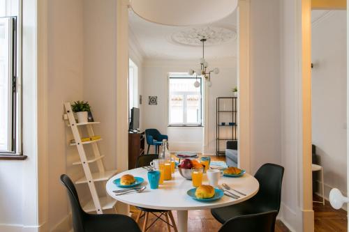 ALTIDO Splendid 2BR flat in Bairro Alto, nearby Luís de Camões Square Lisbonne portugal