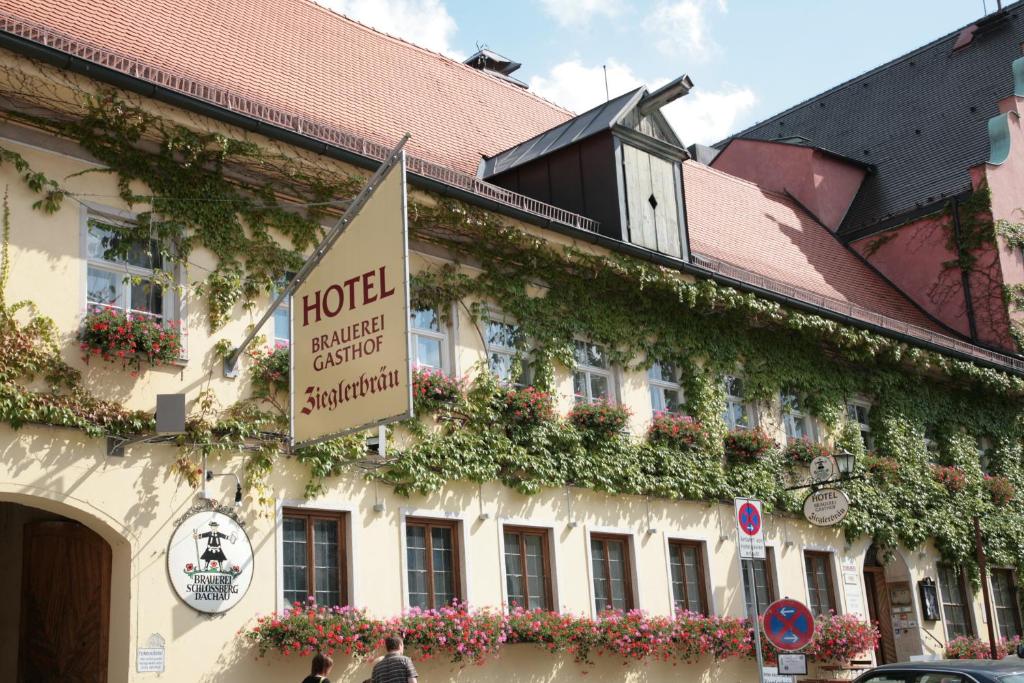 Hôtel Altstadt-Hotel Zieglerbräu Konrad-Adenauer-Straße 8, 85221 Dachau