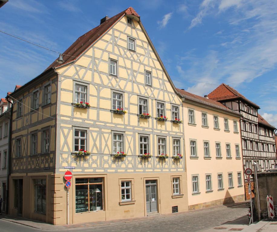 Appartements Altstadtpalais im Sand Untere Sandstraße 2, 96049 Bamberg