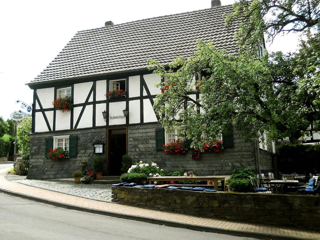 Maison d'hôtes Am Alten Fronhof Im Fronhof 21, 51429 Bergisch Gladbach