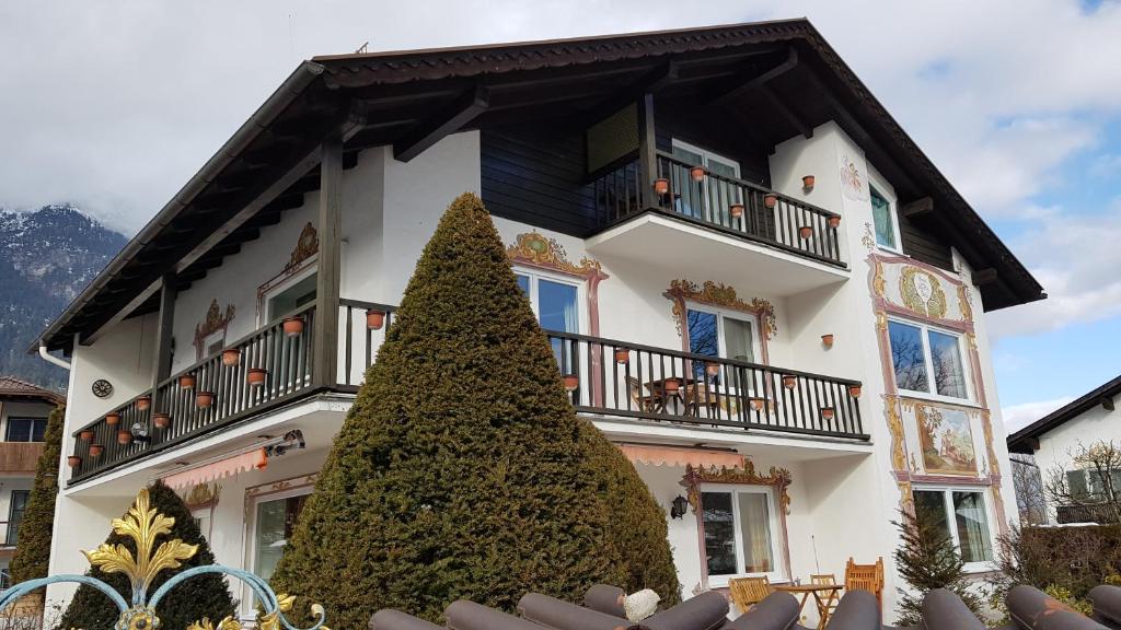 Appartements Am Fraßl's Biche Zugspitzstraße 54, 82467 Garmisch-Partenkirchen