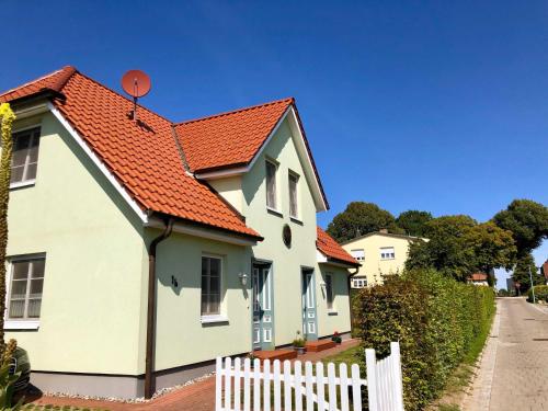 Appartement Am Meer Backbord Strandstraße 13 Wustrow