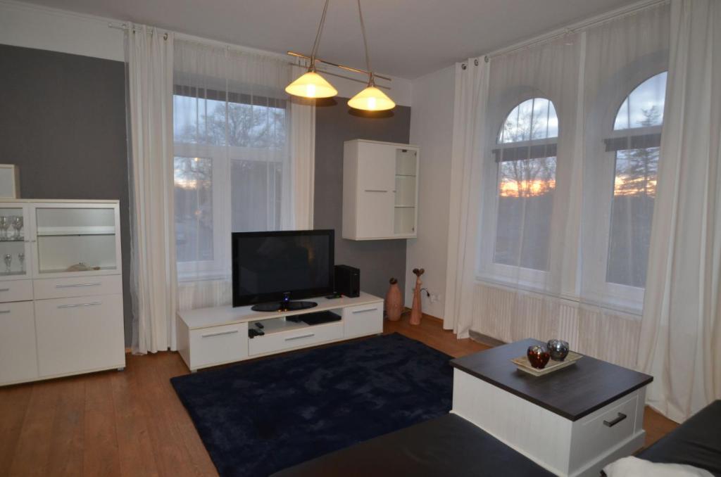 Appartement Am Schlosspark - App Leuchtturm Collenburger Straße 1, 24960 Glücksburg