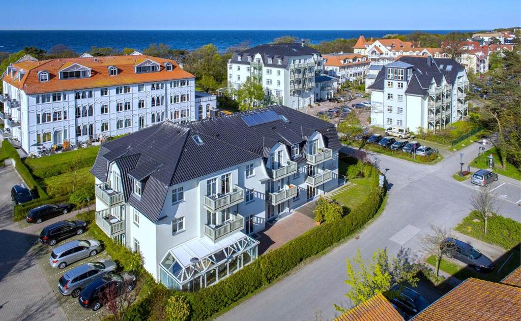 Appart'hôtel Am Weststrand Apartmenthaus Bellamare Reutersteig 1 / Ostseeallee 38, 18225 Kühlungsborn