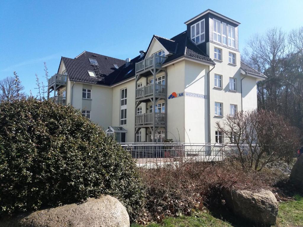 Appart'hôtel Am Weststrand Apartmenthaus Waldeck Reutersteig 2/ Ostseeallee 38, 18225 Kühlungsborn