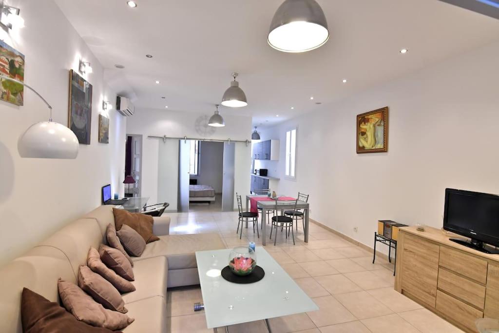 Appartement Amazing 1 min Beach Walkin Festival Palace 5 min 81 Rue Georges Clemenceau, 06400 Cannes