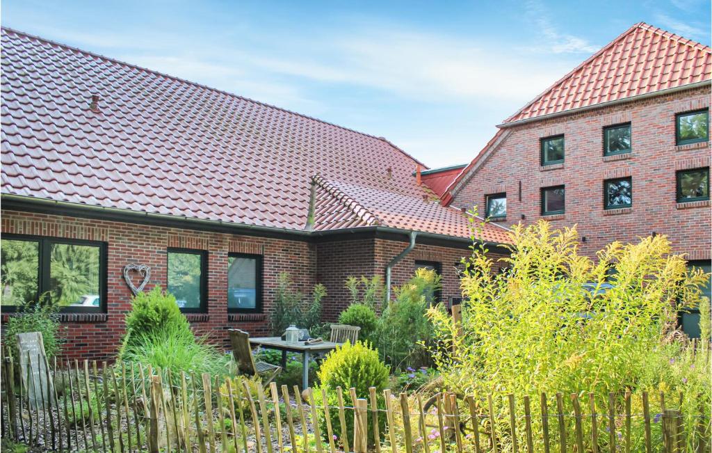 Appartement Amazing apartment in Bockhorn with 2 Bedrooms and WiFi , 26345 Bockhorn