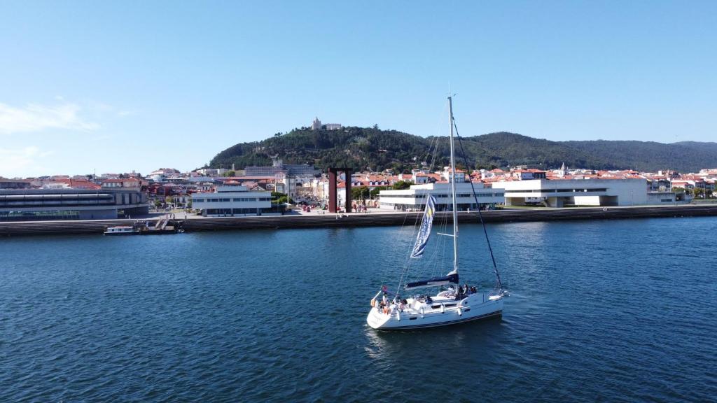 Bateau-hôtel Amazing Experiences- Sunset and Stay Rua de Limia, 4900-405 Viana do Castelo