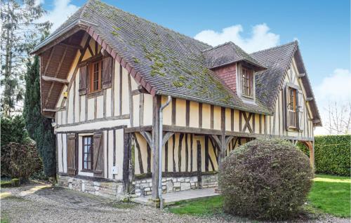 Maison de vacances Amazing home in Bosroumois with 4 Bedrooms and WiFi  Bosnormand