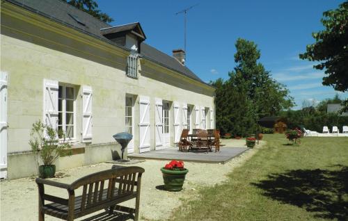 Amazing home in Bourgueil with 4 Bedrooms, WiFi and Outdoor swimming pool Bourgueil france
