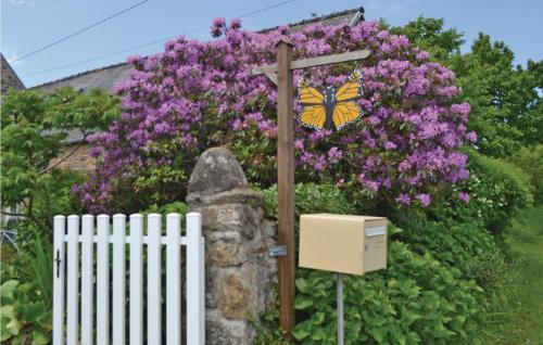 Amazing home in Callac de Bretagne with Jacuzzi, WiFi and Outdoor swimming pool Callac france