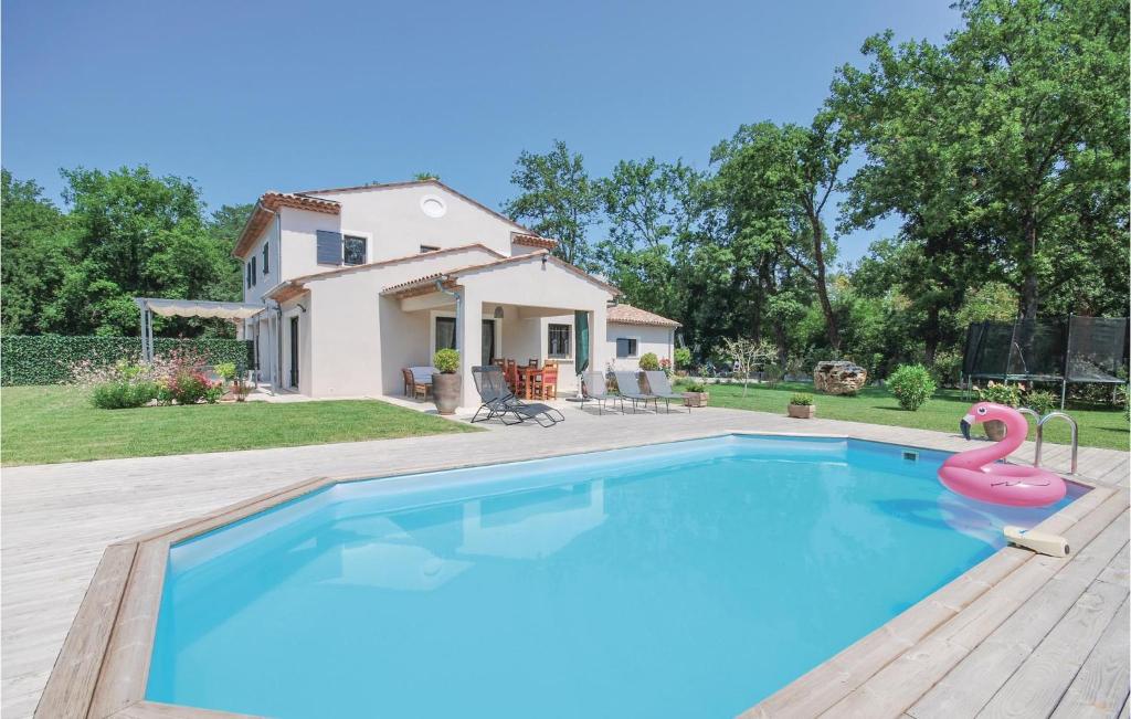 Maison de vacances Amazing home in Callian with 3 Bedrooms, WiFi and Outdoor swimming pool , 83440 Callian