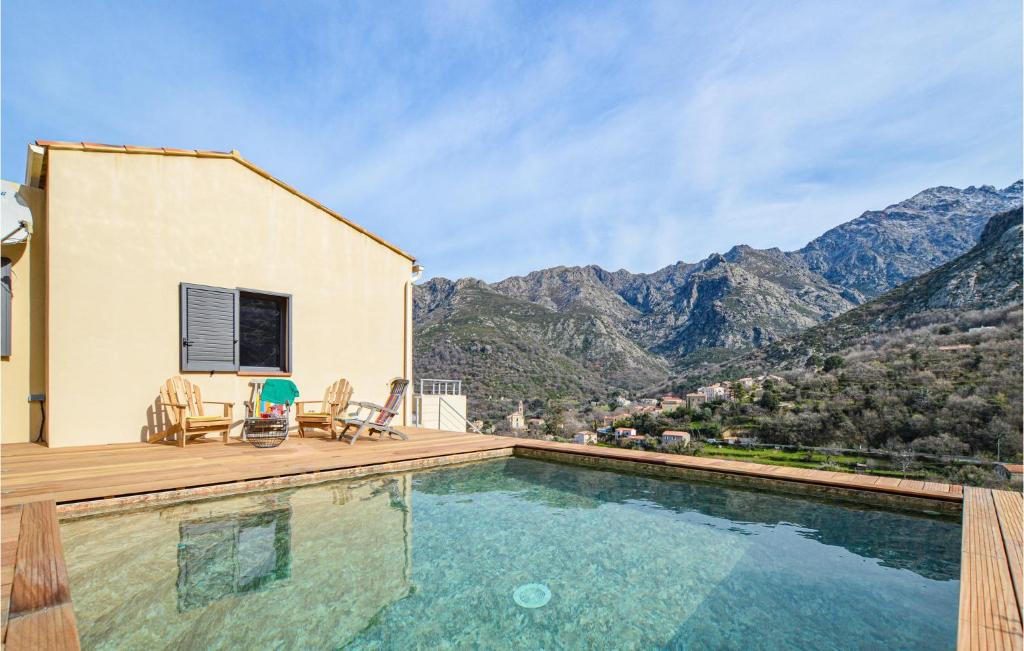 Maison de vacances Amazing home in Feliceto with 4 Bedrooms, WiFi and Outdoor swimming pool , 20225 Feliceto