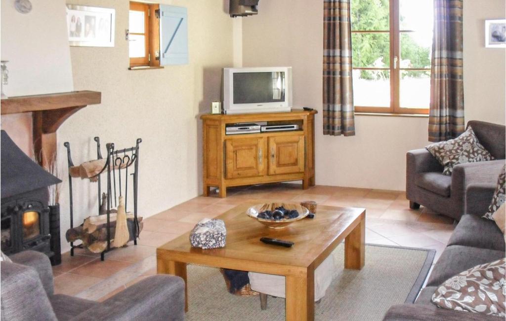 Maison de vacances Amazing home in Gizeux with WiFi and 3 Bedrooms , 37340 Gizeux