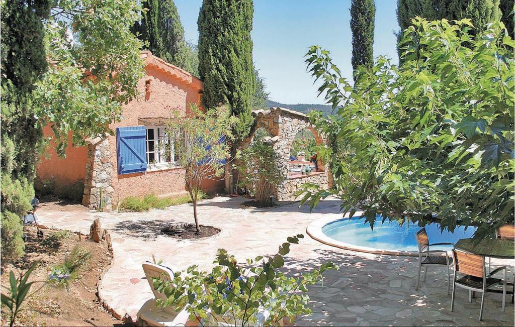 Maison de vacances Amazing home in La Garde Freinet with 2 Bedrooms and WiFi , 83680 La Garde-Freinet