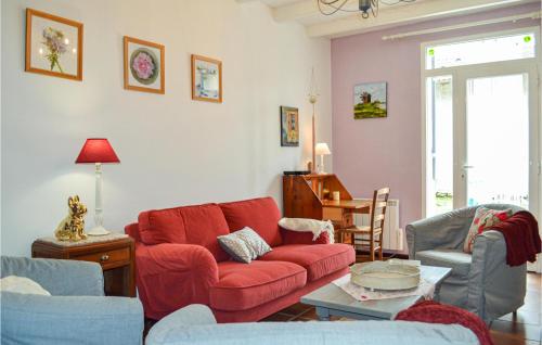 Maison de vacances Amazing home in Laruscade with WiFi and 3 Bedrooms  Laruscade