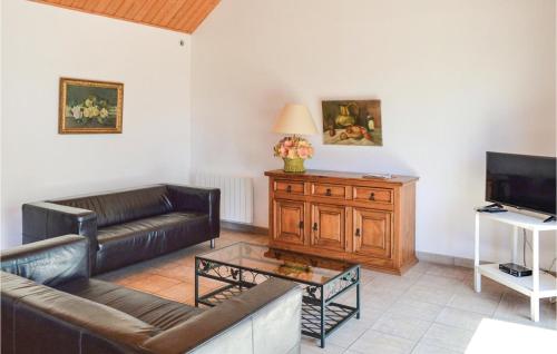 Amazing home in Roisel with 2 Bedrooms and WiFi Roisel france