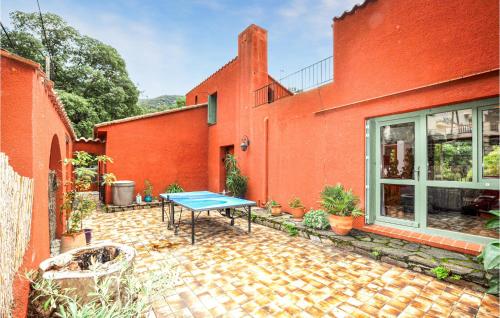 Amazing home in Sorde with 4 Bedrooms and WiFi Sorède france