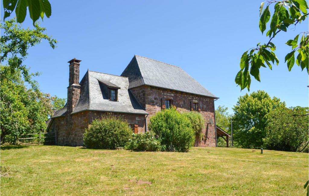 Maison de vacances Amazing home in Villac with 4 Bedrooms and WiFi , 24120 Villac