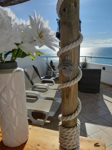 AMAZING PENTHOUSE- panoramic sea view & tikki bar on private terrasse Luz portugal