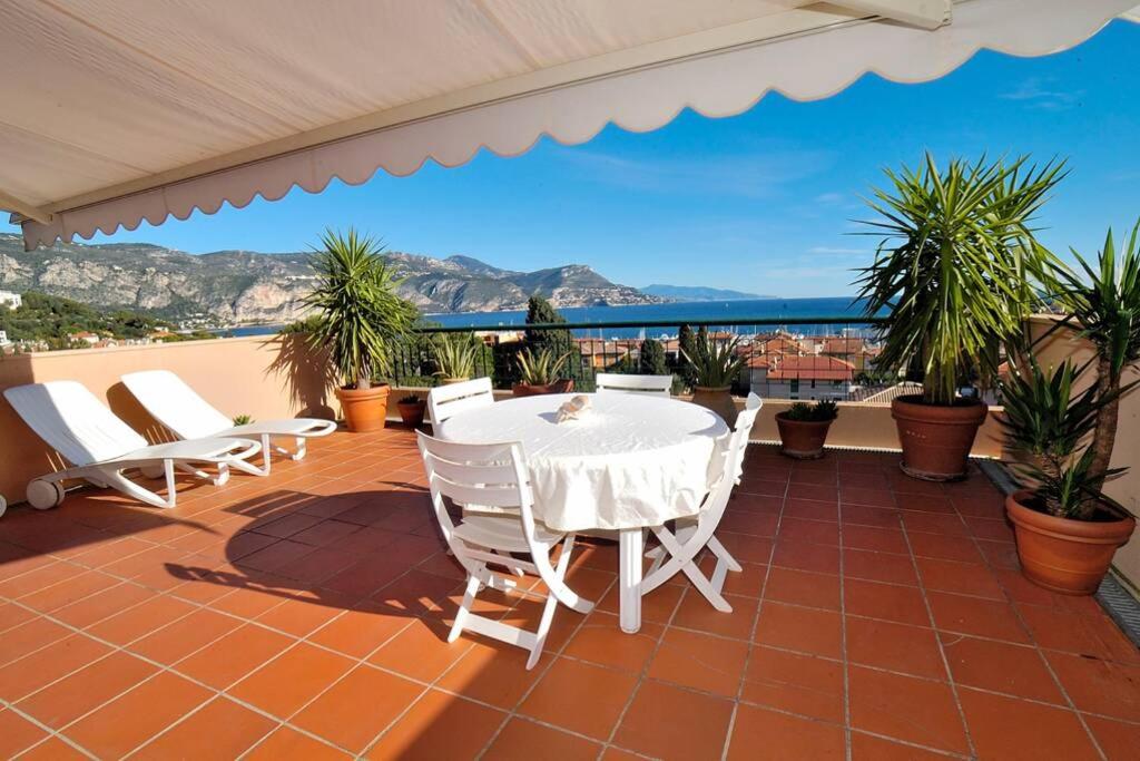 Appartement AMAZING SEA VIEW APARTMENT with Private Close Parking 15 Avenue de la Liberation Saint - Traverse De May in Jean Cap Ferrat, 06230 Saint-Jean-Cap-Ferrat