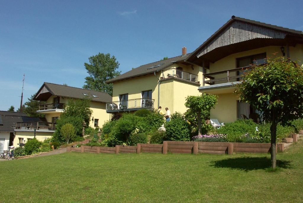 Appartements An den beiden Krebsseen - Ferienhäuser-Wohnungen Bergmühlenweg 21, 17429 Bansin