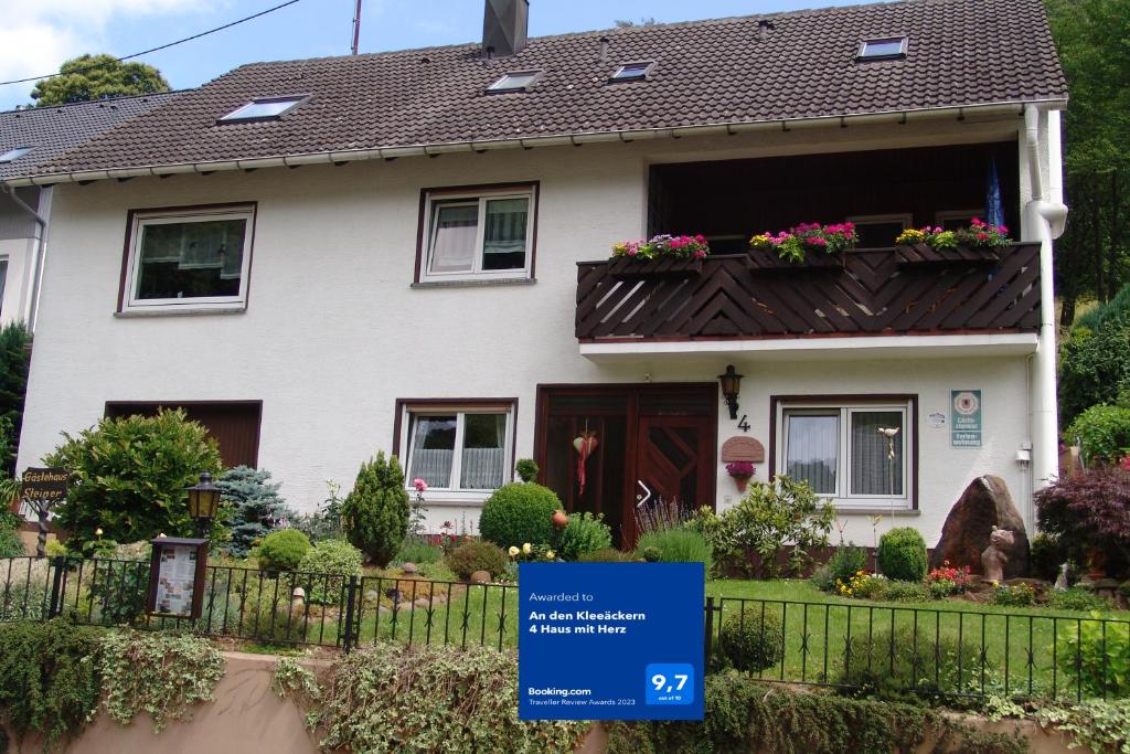 Appartements An den Kleeäckern 4 Haus mit Herz 4 An den Kleeäckern Wohnhaus, 76857 Ramberg