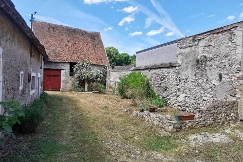 Maison de vacances Ancien hôtel particulier avec patio 12 Place Georges Clemenceau Pierrefitte-ès-bois