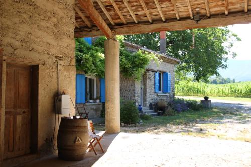 ancienne ferme rénovée Upie france