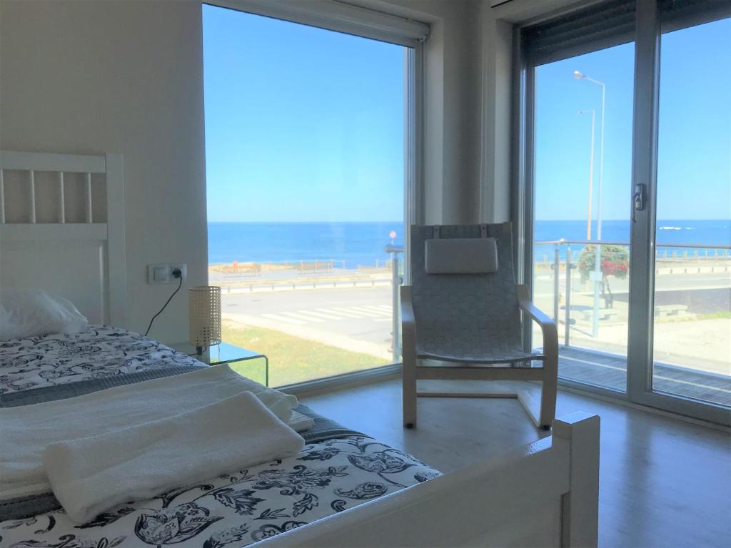 Maison de vacances Angeiras Beach House - Villa by the Sea 32 Rua do Bairro, 4455-069 Lavra