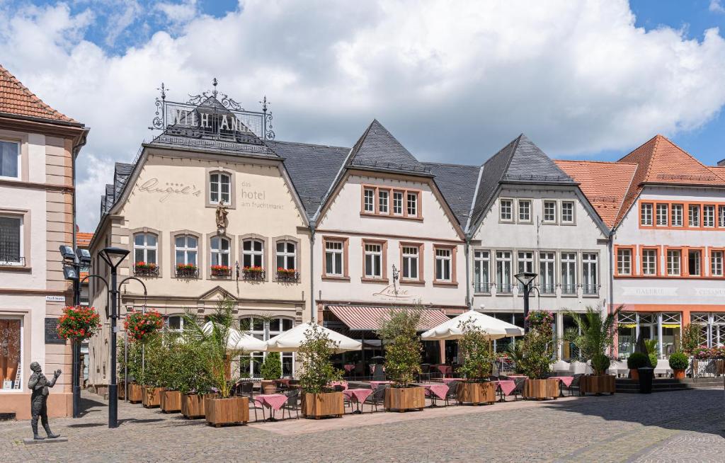 Hôtel Angel's - das Hotel am Fruchtmarkt Am Fruchtmarkt 5-9, 66606 Saint-Wendel