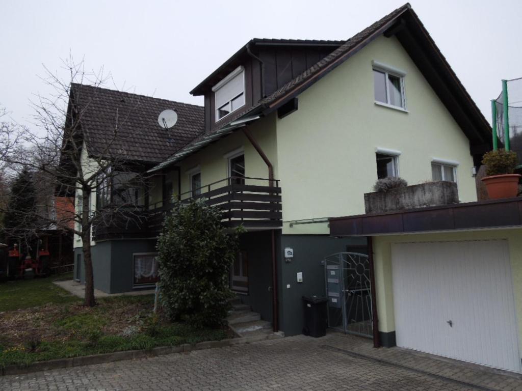 Appartement Angelas Apartment Rheinfelder Straße 17 A, 79639 Grenzach-Wyhlen