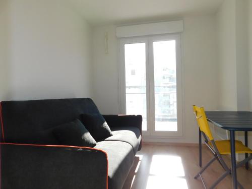 Appartement Angels Bay, T3 standing, 6 pers. climatisé et parking privé 8 Impasse Juan Antibes