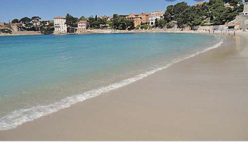 ANSE DE RENECROS Bandol france