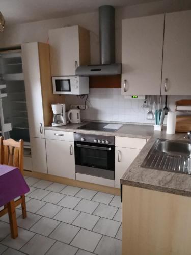 Appartements Anton Schuler In den Stöcken 8 Fontanestraße 9 Niedenstein