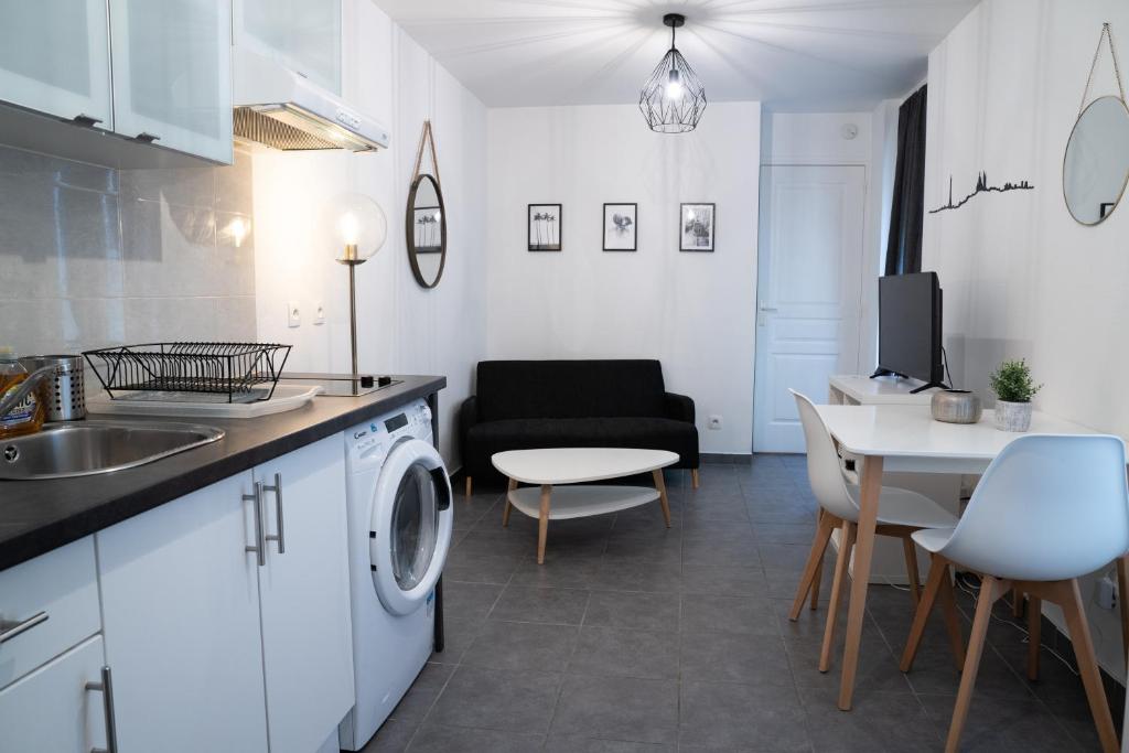Appartements Apart By Jo 23 Rue Saint Pierre, 78100 Saint-Germain-en-Laye