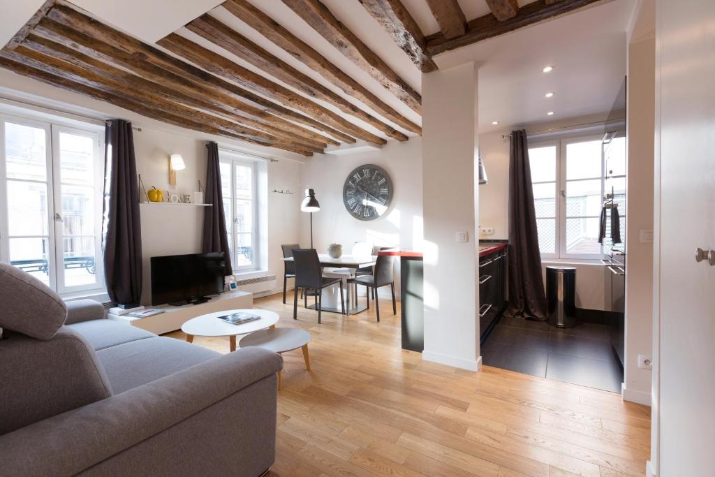 Appartement Apart By Jo - Proc 2F 2 rue de la Procession, 78100 Saint-Germain-en-Laye