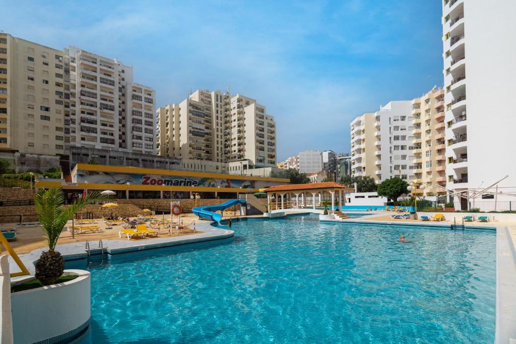 Appartement Apartamento 1007 CLUBE PRAIA ROCHA LIC NR 55298 AL Avenida das Comunidades Lusíadas Clube Praia da Rocha, BLOCO II -10 ANDAR, 8500-801 Portimão