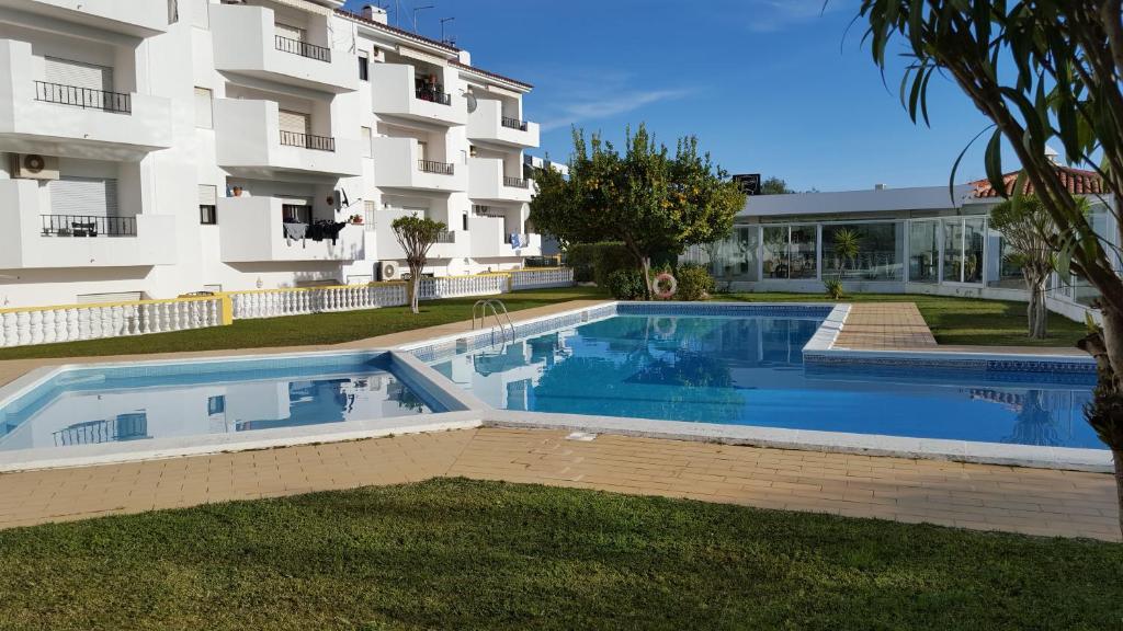 Appartement Apartamento A11 - 800m da praia Beco do Sol, Lote 1, apartamento A11, Edificio Oura Claudios, 8200-268 Albufeira