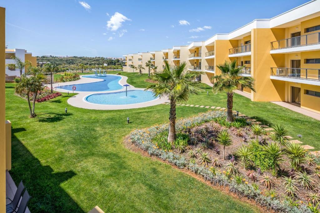 Appartement Apartamento Apolline - Marina de Albufeira Rua Duarte Pacheco Pereira Lote 44, apt. M, 8200-371 Albufeira