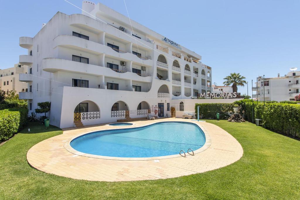 Appartement Apartamento Caju by Algarve Holidays Camilo Castelo Branco, 1, 8200-276 Albufeira