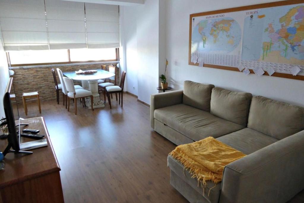 Appartement Apartamento com 2 quartos no Infantado em Loures perto de Lisboa Praça Infante Dom Henrique nº7, 8 FRT - Infantado, 2670-390 Loures