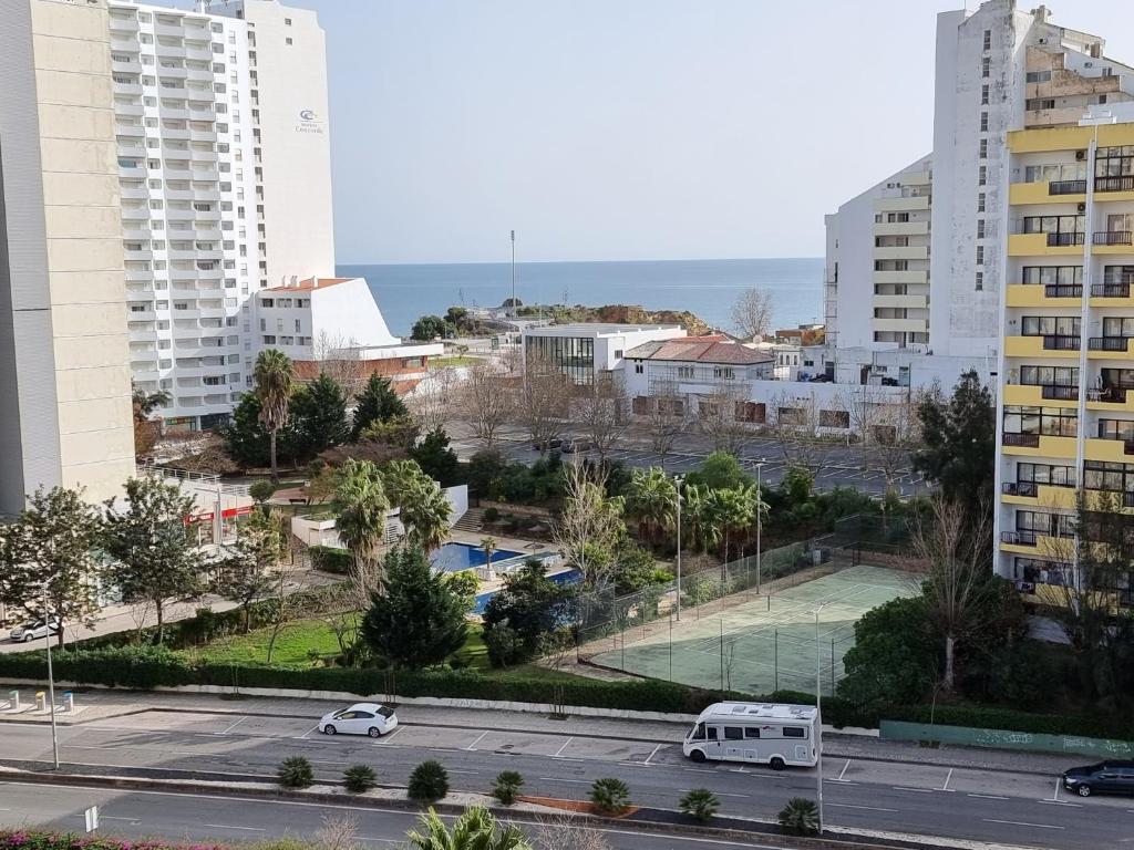 Appartement Apartamento encantador com piscina aquecida Avenida das Comunidades Lusíadas Edifício Paraíso Sol da Rocha, Bloco A, 8500-802 Portimão