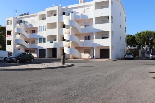 Appartement APARTAMENTO MICÁ PRACETA COMPASSO, LOTE  11, URBª SETOBRA Albufeira