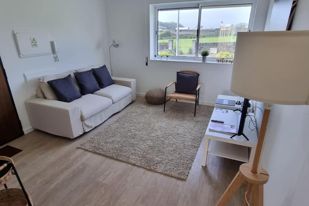 Appartement Apartamento Praia-Mar Rua Duarte Borges 48 R/C Esquerdo, 9500-719 Ponta Delgada