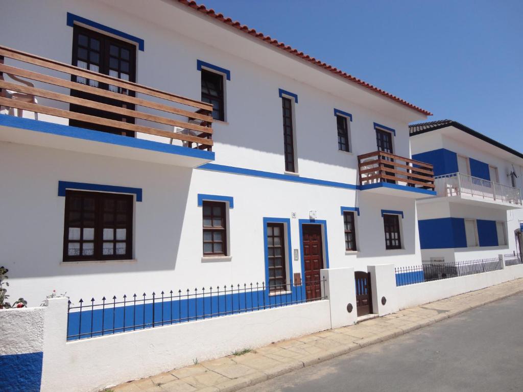 Maison d'hôtes Apartamento Rosa Rua da Farmácia, 6, 7520-437 Porto Covo