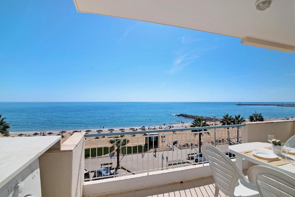 Appartement Apartamento T1 by the sea Avenida Infante Sagres, 8125-156 Quarteira